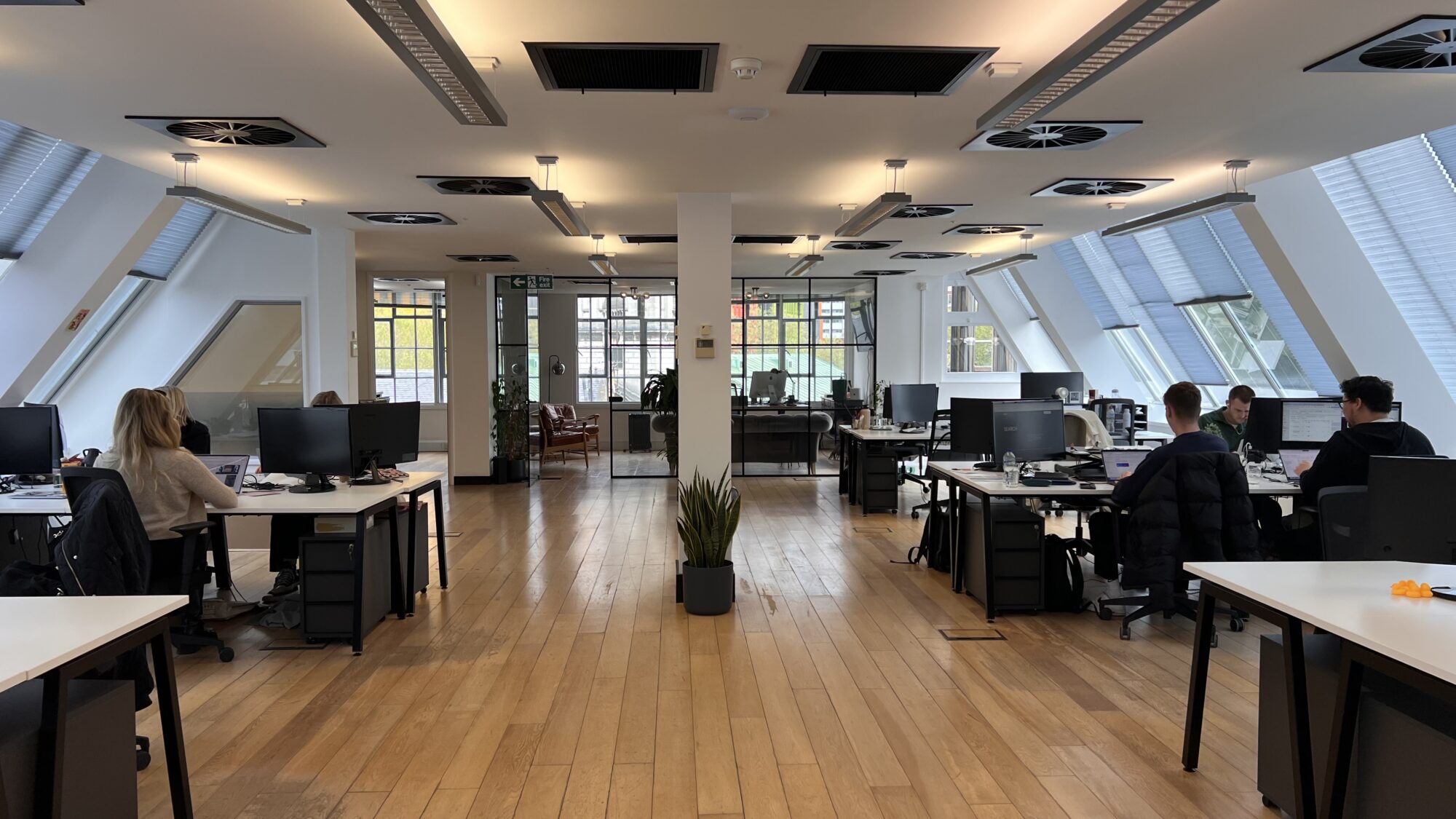 Інтер’єр Nexus Hub